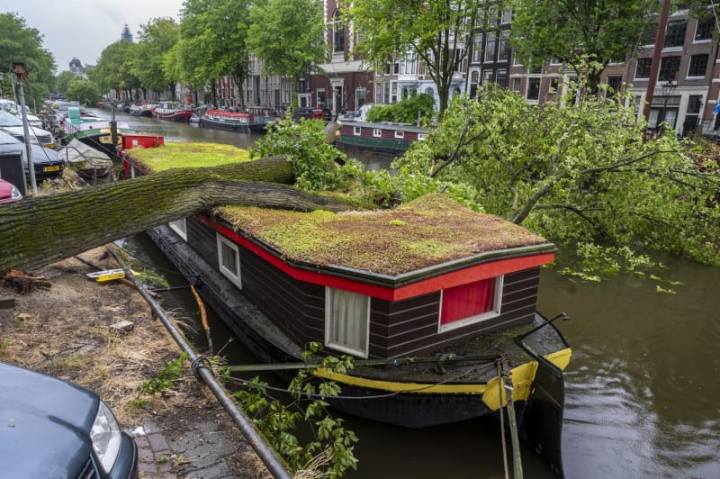 Nizozemsko zasáhla siná bouře.