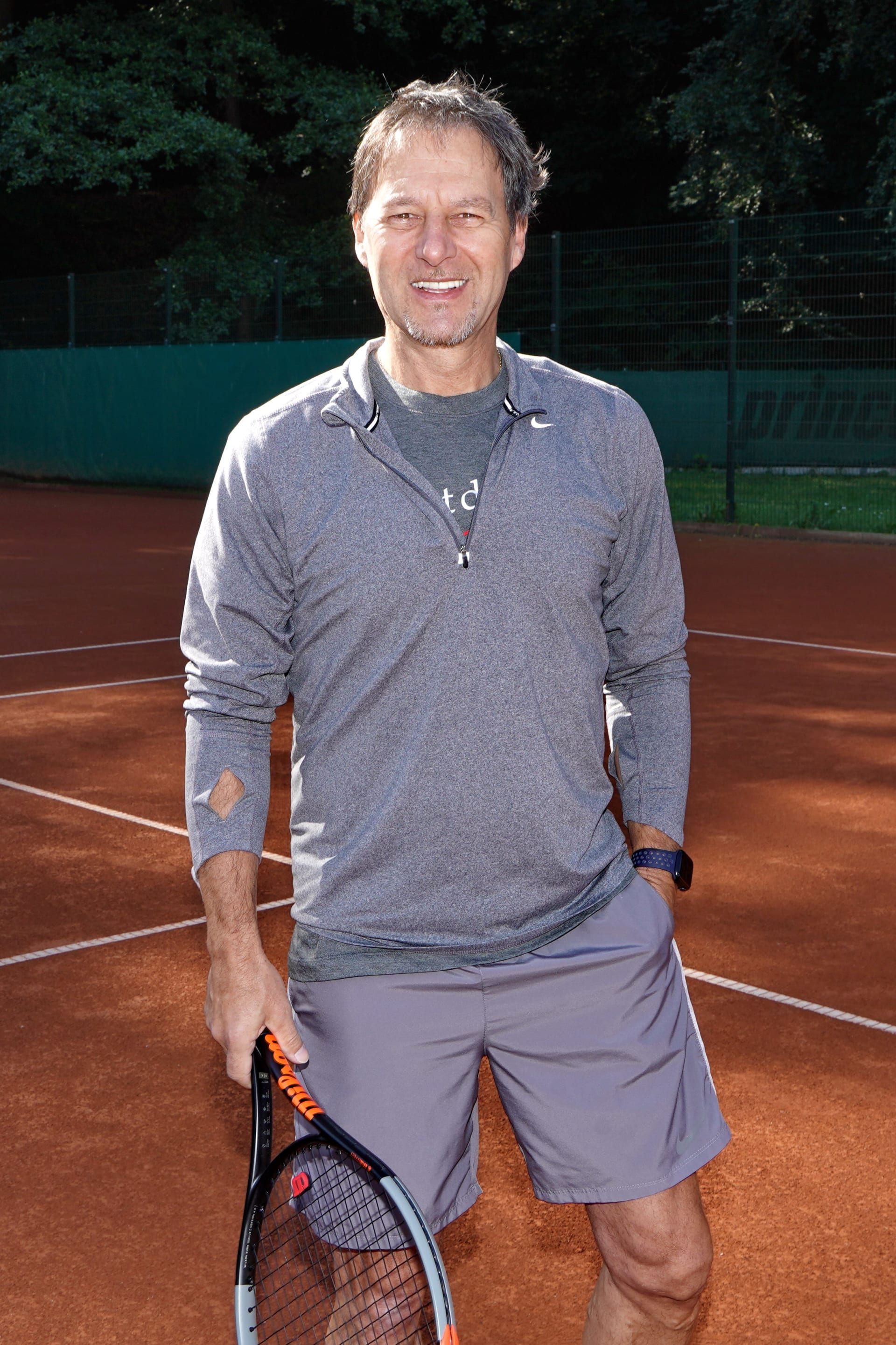 Pavol Habera si ve Varech zahrál i tenis. 