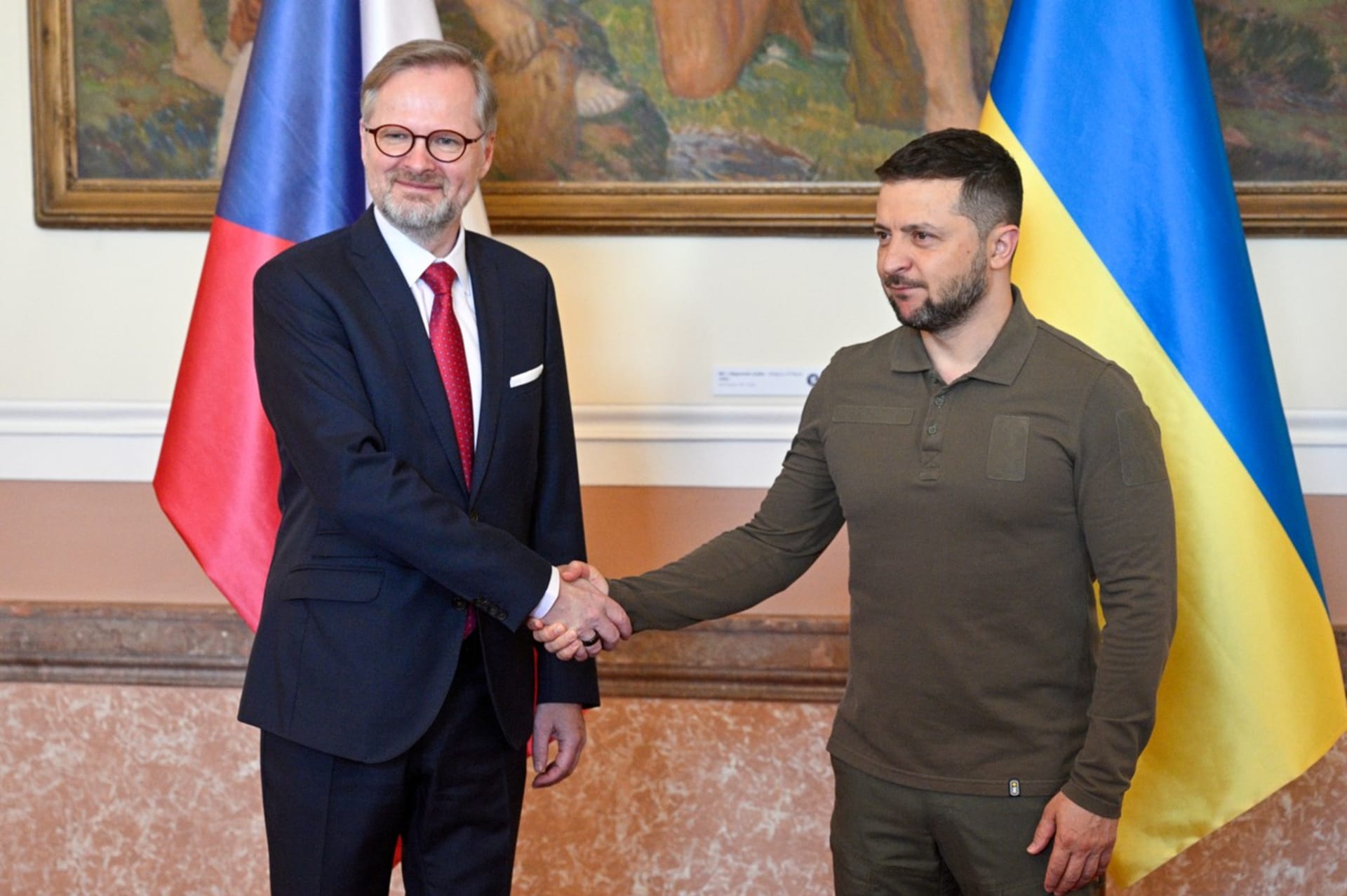 Ukrajinský prezident Volodymyr Zelenskyj a český premiér Petr Fiala