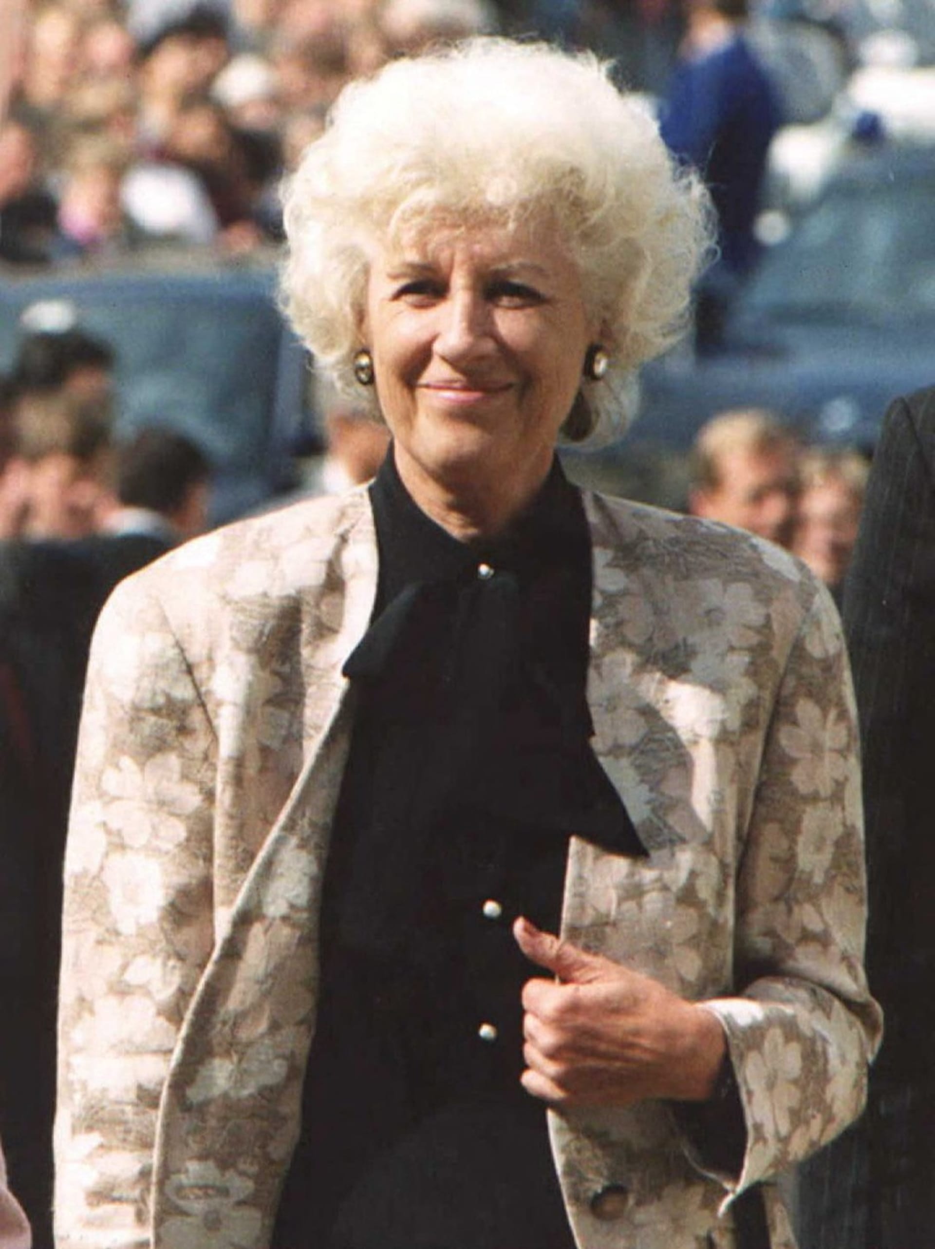 V roce 1996 Olga Havlová podlehla rakovině.
