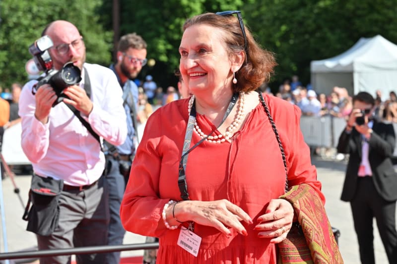 Eva Holubová na filmovém festivalu v Karlových Varech