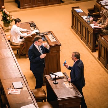 Mimořádné schůze Sněmovny, 12. 7. 2023. Úvodního slova se ujal ministr financí Zbyněk Stanjura (ODS)
