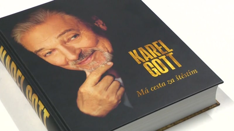 Autobiografickou knihu Karla Gotta namluvila umělá inteligence jeho hlasem.