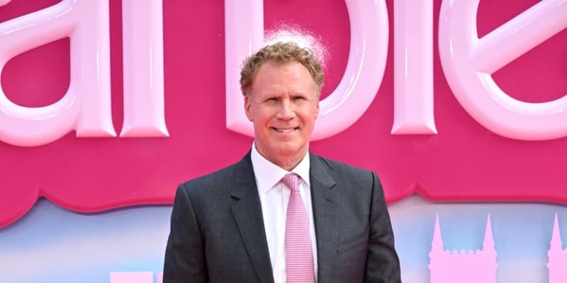 Oblíbený herec Will Ferrell zvolil růžovou kravatu, aby dodržel nepsaný dress code.