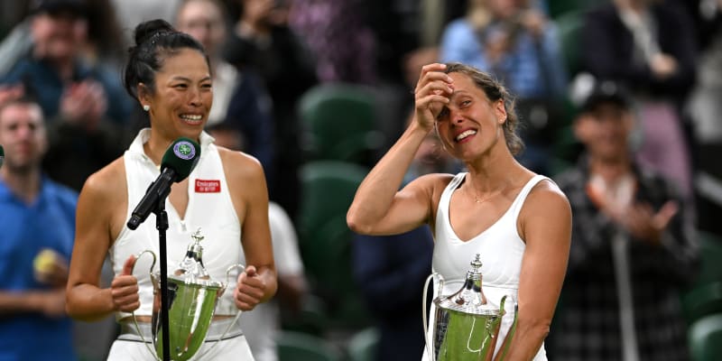 Barbora Strýcová se Šu-wej vyhrály finále čtyřhry ve Wimbledonu.