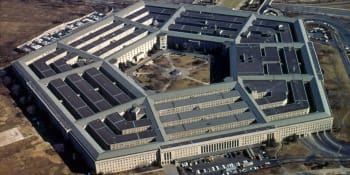 Omyl Pentagonu, který může přijít USA draho. Tajné informace měl posílat přímo spojenci Ruska