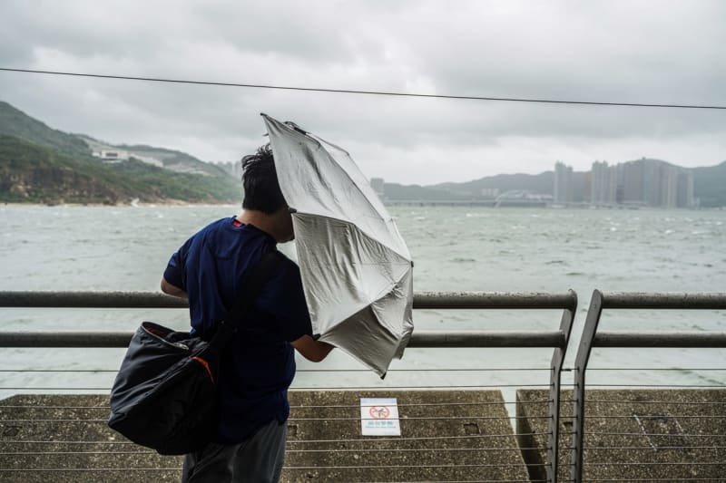 Do Číny dorazil tajfun Talim, úřady evakuovaly 230 tisíc lidí.