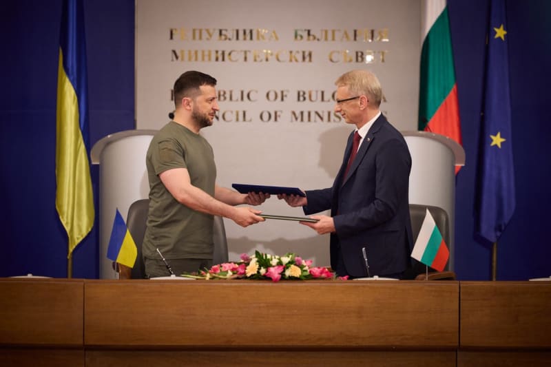 Bulharský premiér Denkov a ukrajinský prezident Zelenskyj