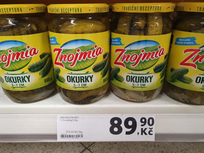 Okurky značky Znojmia, které se vyrábějí v Turecku