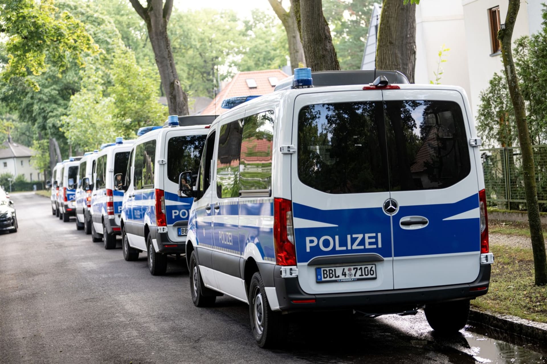 Policie na jihu Berlína a v jeho okolí pátrala po kočkovité šelmě na útěku.