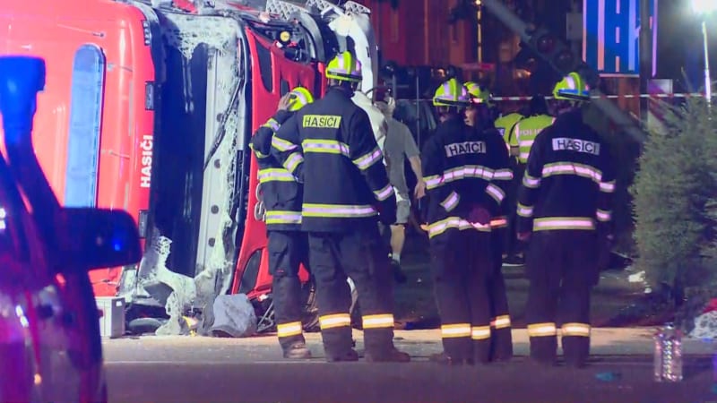 Nehoda hasičů v Kolíně
