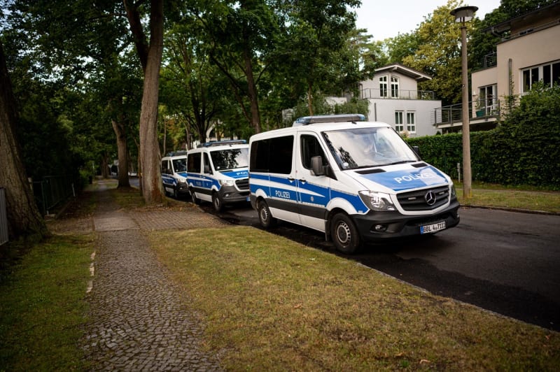 Policie na jihu Berlína a v jeho okolí pátrala po kočkovité šelmě na útěku.