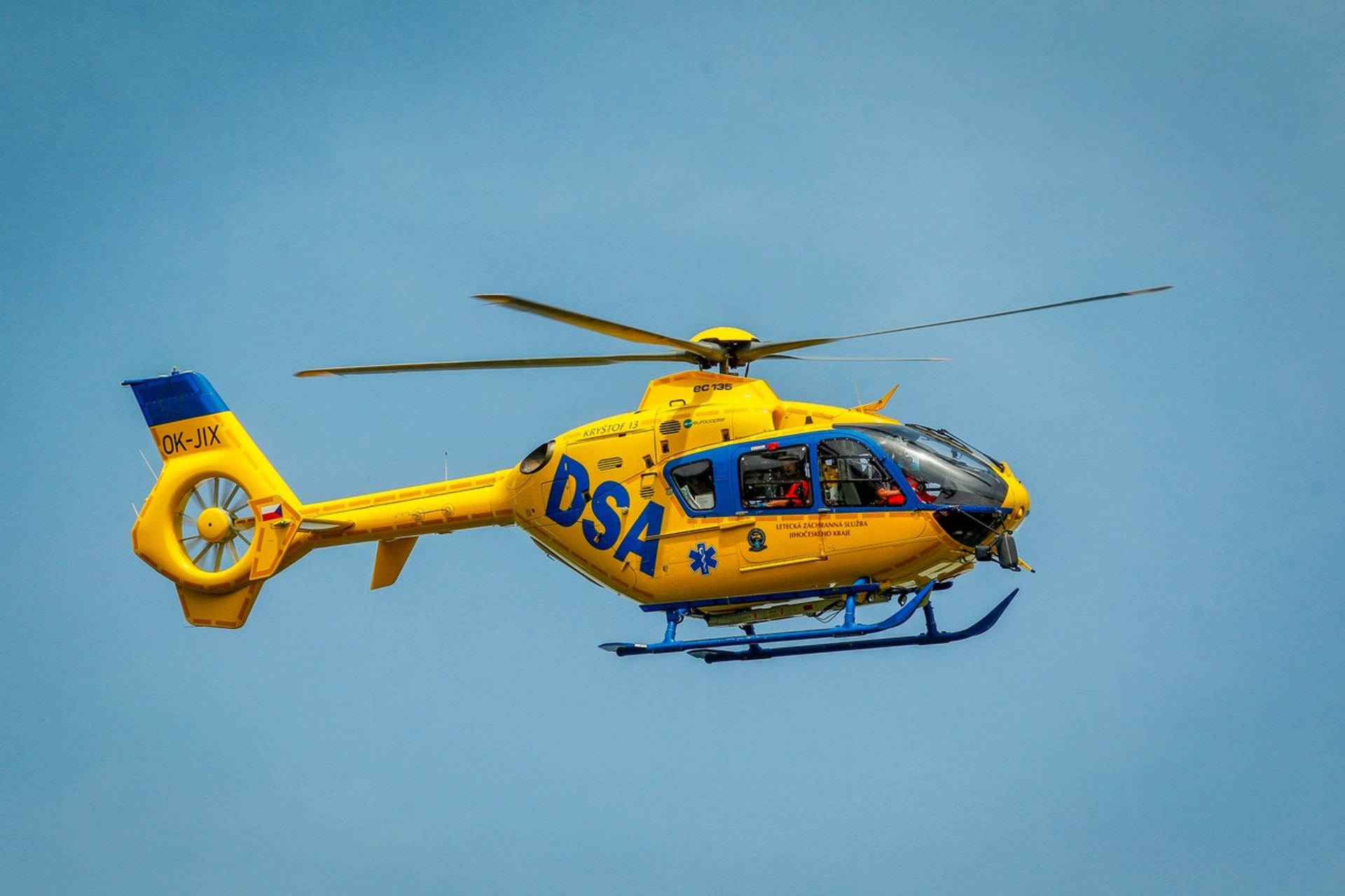 Záchranářský vrtulník (ilustrační snímek)