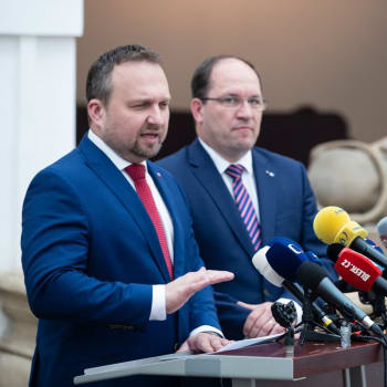 Tisková konference KDU-ČSL. Na snímku zleva: Marian Jurečka, Marek Výborný