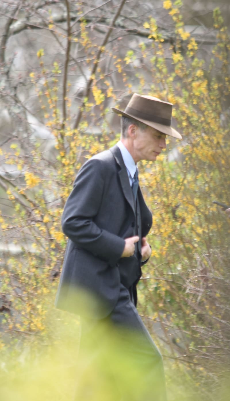 Cillian Murphy při natáčení snímku Oppenheimer.