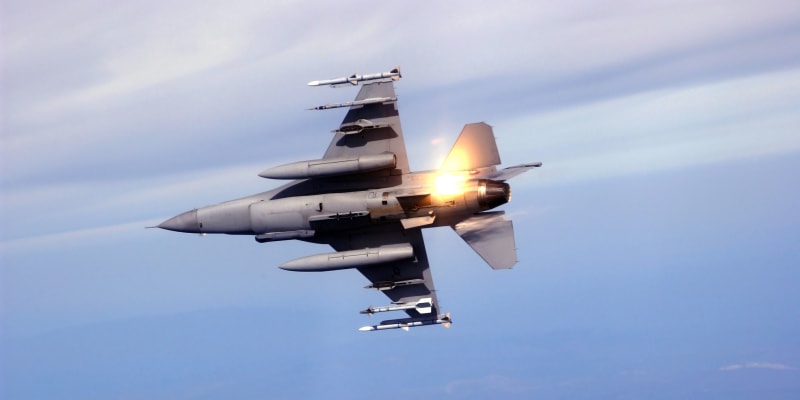 Stíhačka F-16