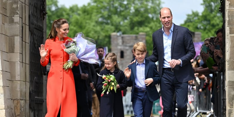 Princ George s rodiči a sestrou Charlotte