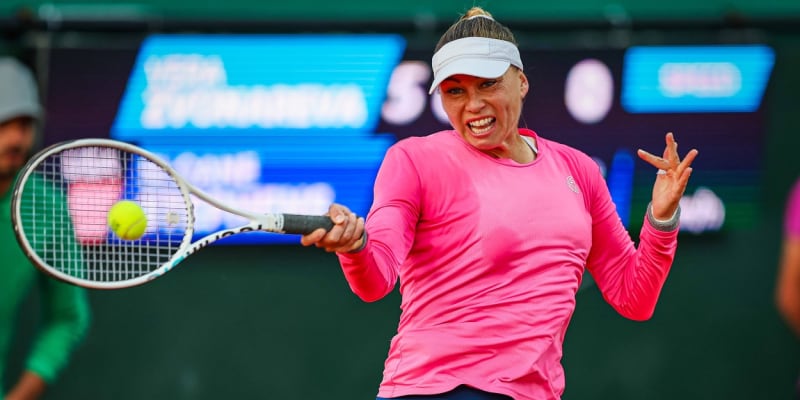 Věra Zvonarevová Wimbledonu a US Open.