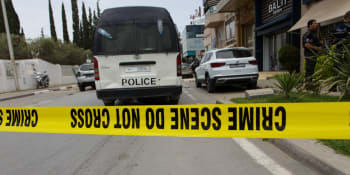 Případ brutální vraždy v Tunisku uzavřen. Češka zabití manžela plánovala, hrozí jí doživotí