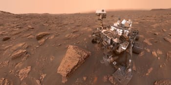 Záhadný objekt na Marsu. Vědci mluví o přistání mimozemšťanů i kosmické lodi lidí
