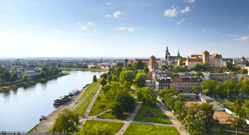 Panoramatický výhled na Krakov z královského hradu Wawel 
