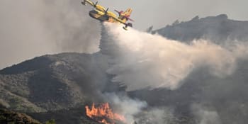 Na ostrově Euboia se zřítilo letadlo řeckých hasičů. Posádka nepřežila