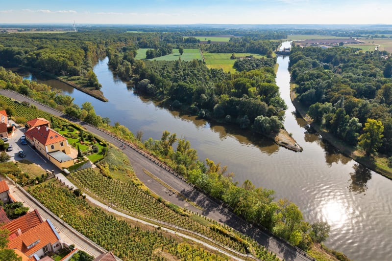Mělník: výhled na soutok našich dvou největších řek Labe a Vltavy. 