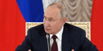 Rusko chce ukončit válku, kterou na Ukrajině rozpoutal Západ, prohlásil Putin