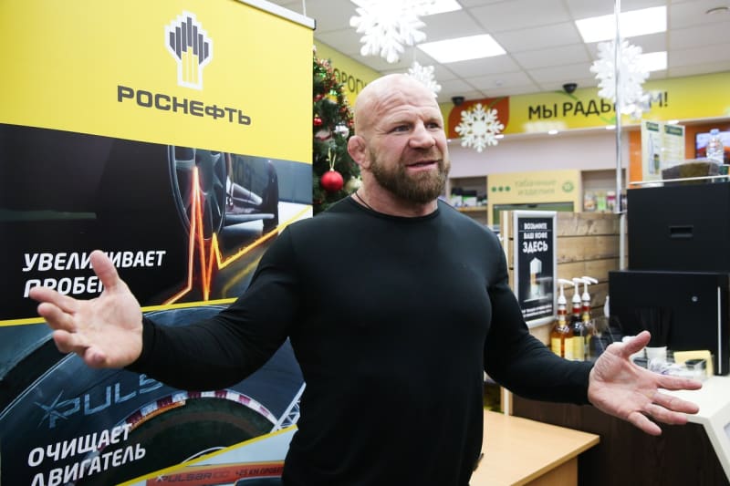 Ruský MMA zápasník amerického původu Jeff Molson je jedním z největších zastánců invaze na Ukrajinu.