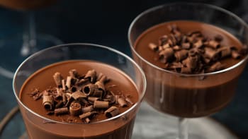 Čokoládová panna cotta – sladká tečka ve skleničce 