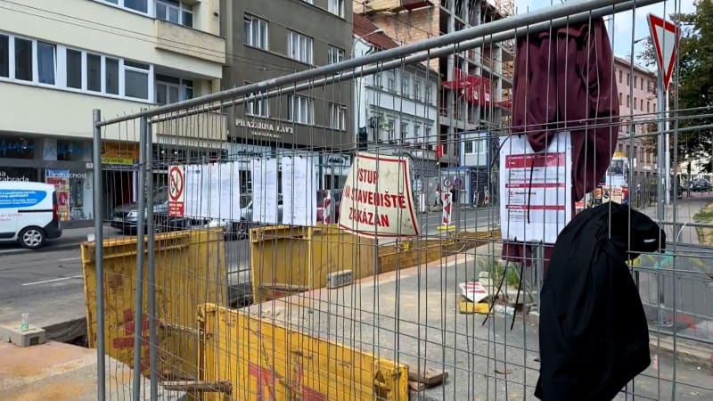Ceny u novostaveb v Brně se vyšplhaly na 126 tisíc korun za metr čtvereční. Situaci komplikují mimo jiné omezení ze strany úřadů. 