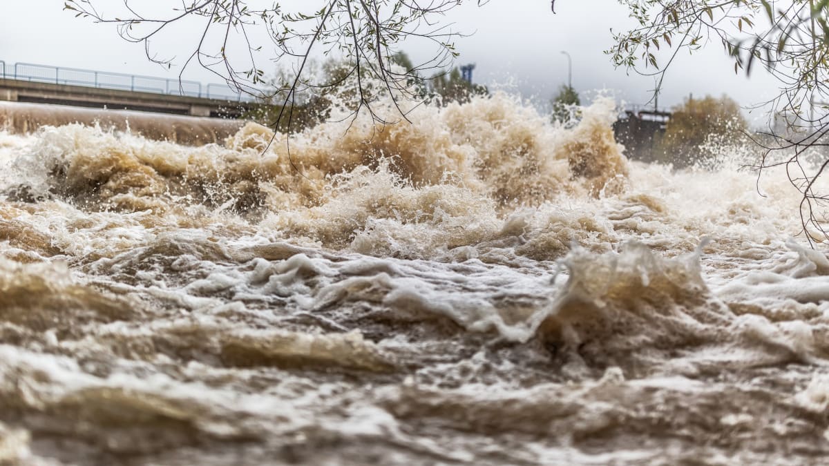 Hydrometeorologický ústav varuje před rizikem povodní. (Ilustrační foto)