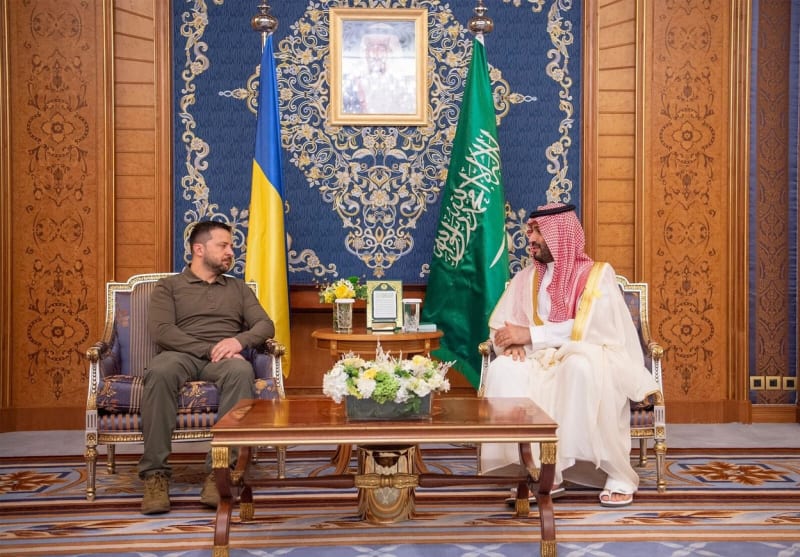 Do Džiddy dorazil v květnu i prezident Volodymyr Zelenskyj, jednal s korunním princem Muhammadem bin Salmánem.