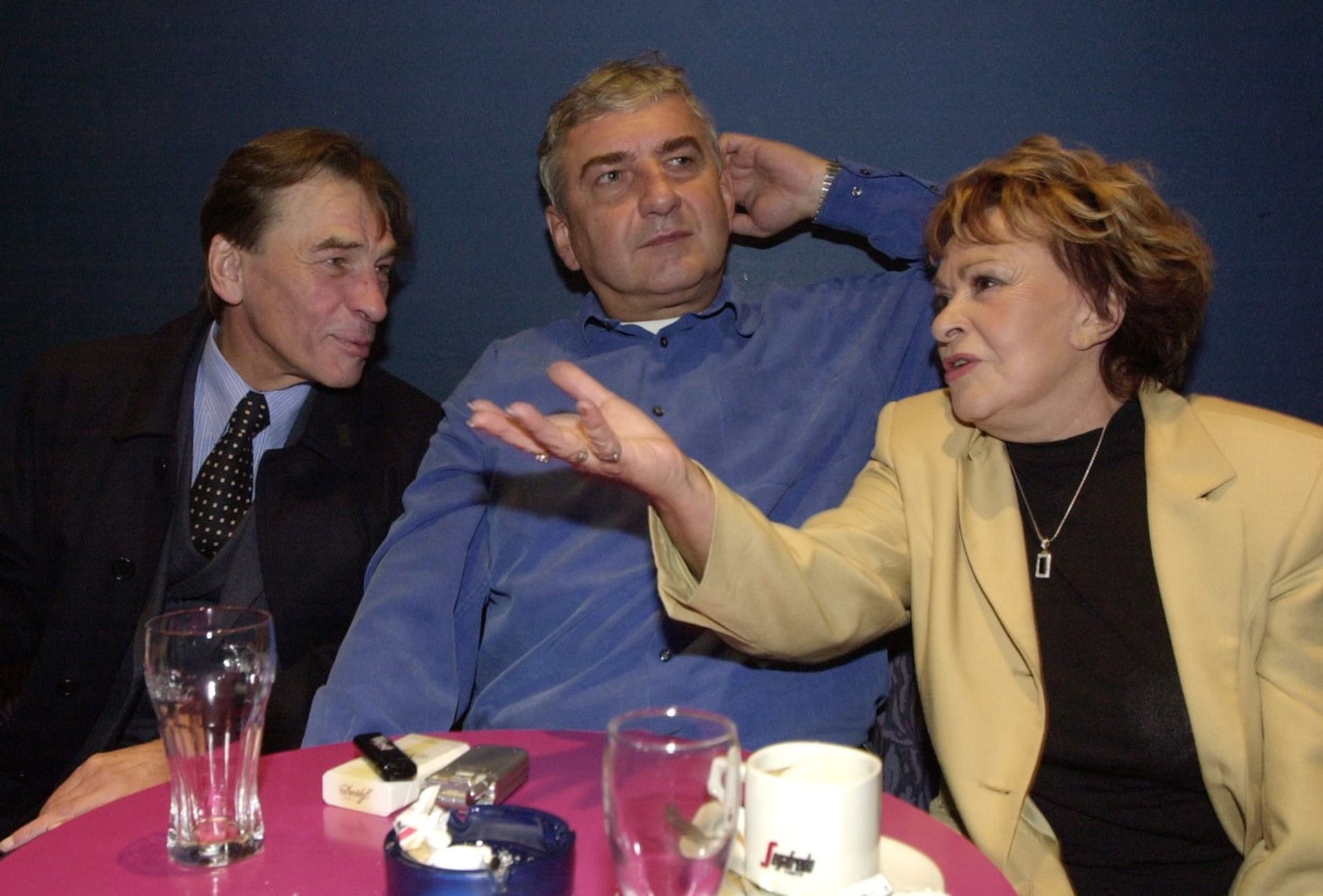 František Němec s hereckými kolegy Miroslavem Donutilem a Jiřinou Bohdalovou
