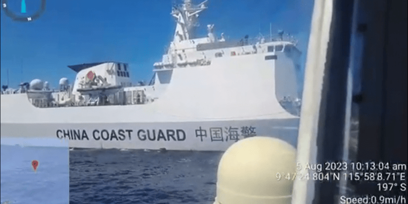  Čínská loď pobřežní stráže provokovala v Jihočínském moři Filipínce.