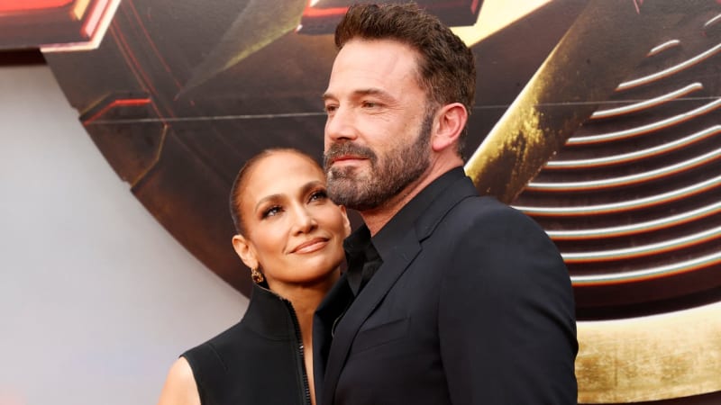 Ben Affleck a Jennifer Lopez zachránili vztah Mattu Damonovi. Pomohla návštěva terapie