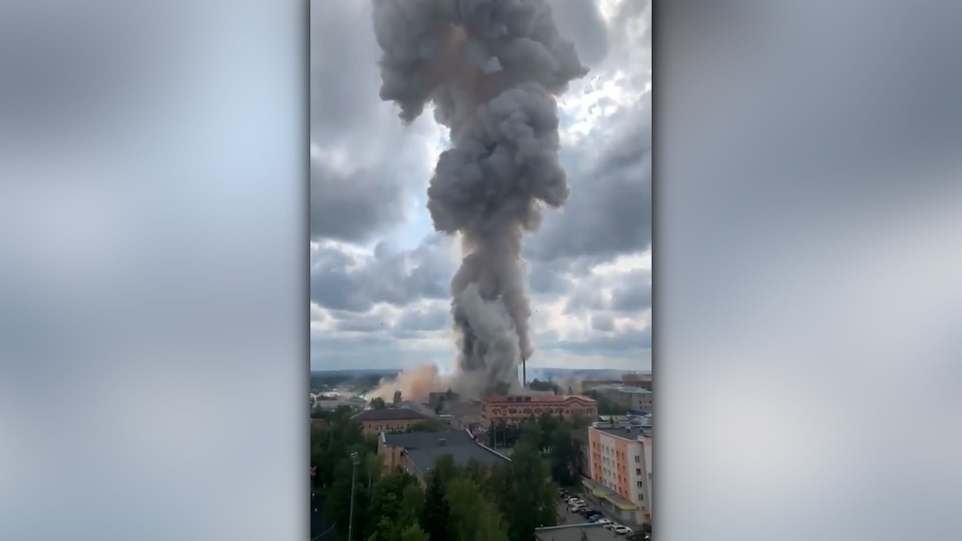 V Moskevské oblasti došlo k masivnímu výbuchu.