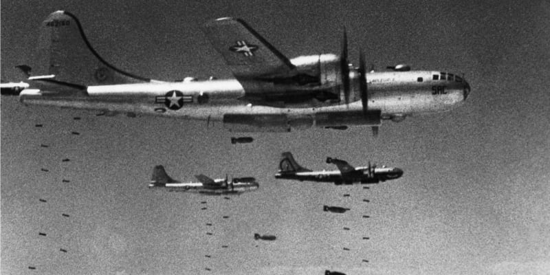 Americký bombardér Boeing B-29 Superfortress se stal symbolem japonské zkázy. 