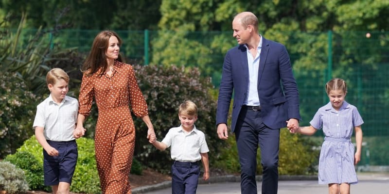 Kate Middleton s manželem Williamem a dětmi