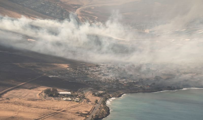 Požáry na souostroví Havaj přinesly mimořádně ničivé následky.