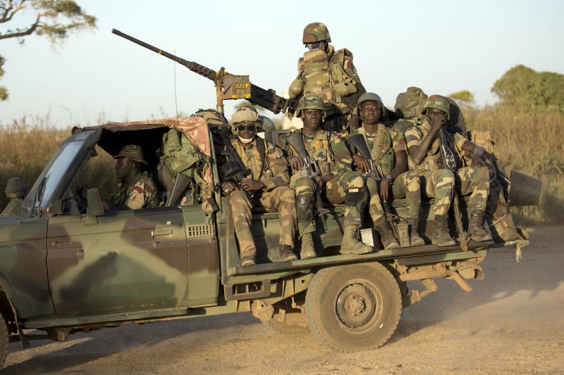 Vojáci Senegalu patřící do skupiny zemí ECOWAS se možná vydají na ozbrojenou misi do Nigeru.
