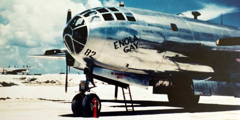Letadlo Enola Gay, které svrhlo první atomovou bombu na Hirošimu