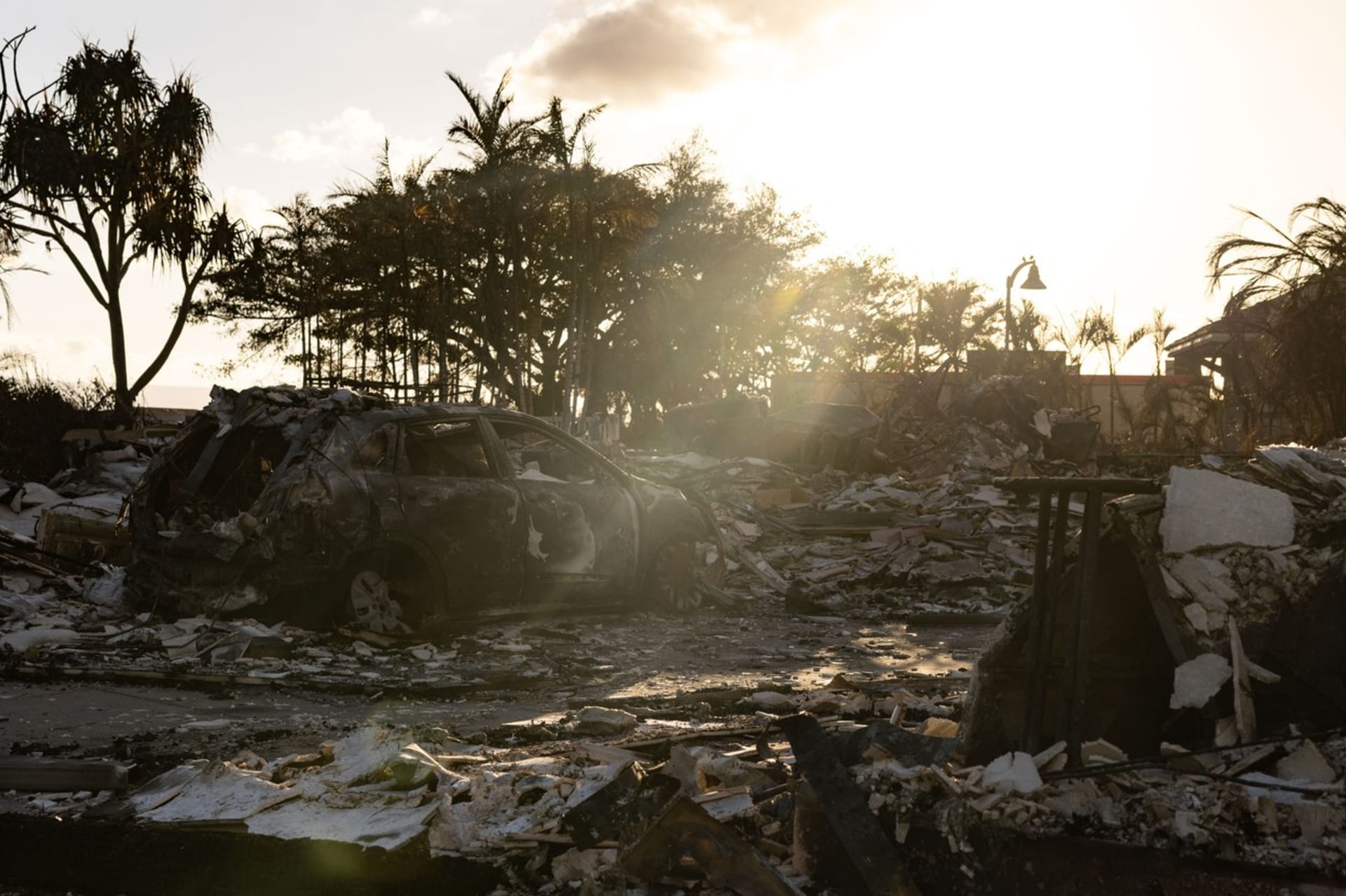 Ohněm zdevastovaný ostrov Maui.