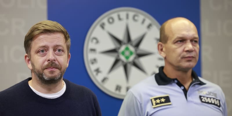 Ministr vnitra Vít Rakušan (STAN) a policejní prezident Martin Vondrášek