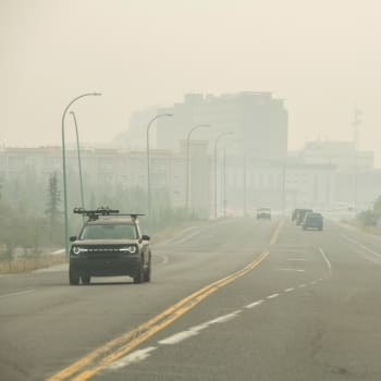 Kanadská Severozápadní území vyhlásila nouzový stav kvůli požárům