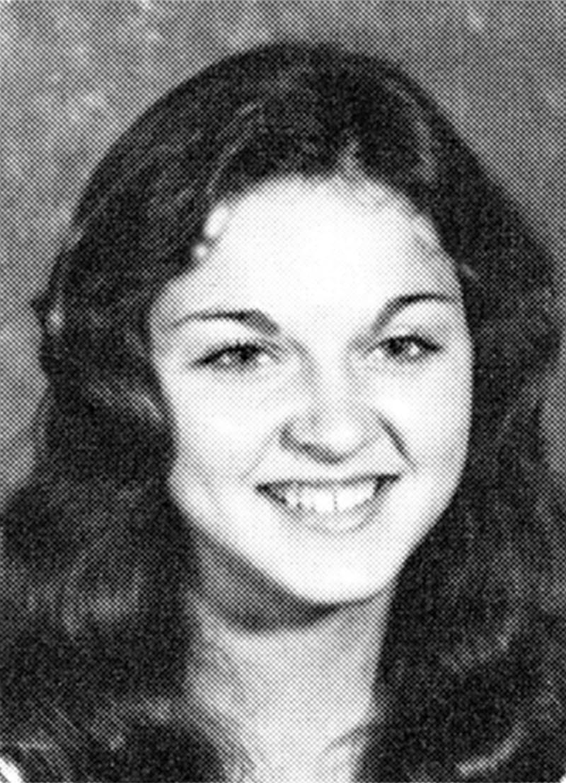 Madonna na snímku ze střední školy (1974).