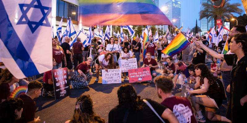 Duhové vlajky v Tel Avivu