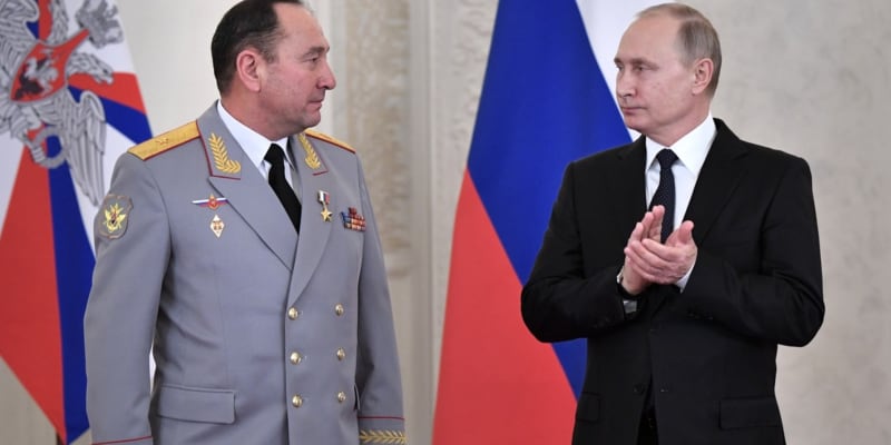 Putin v roce 2017 vyznamenal generála Židka za vojenské tažení v Sýrii. 