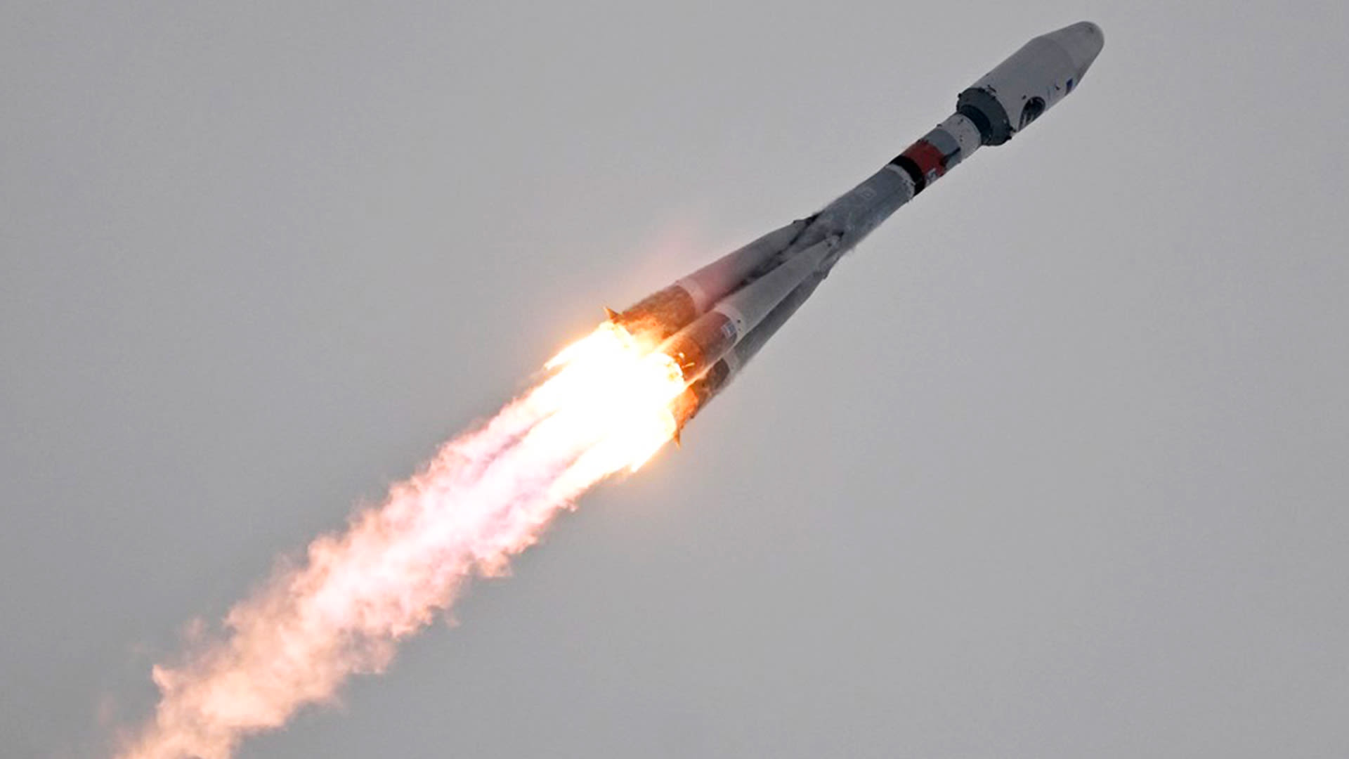 Nosná raketa se sondou Luna-25 startovala 11. srpna 2023