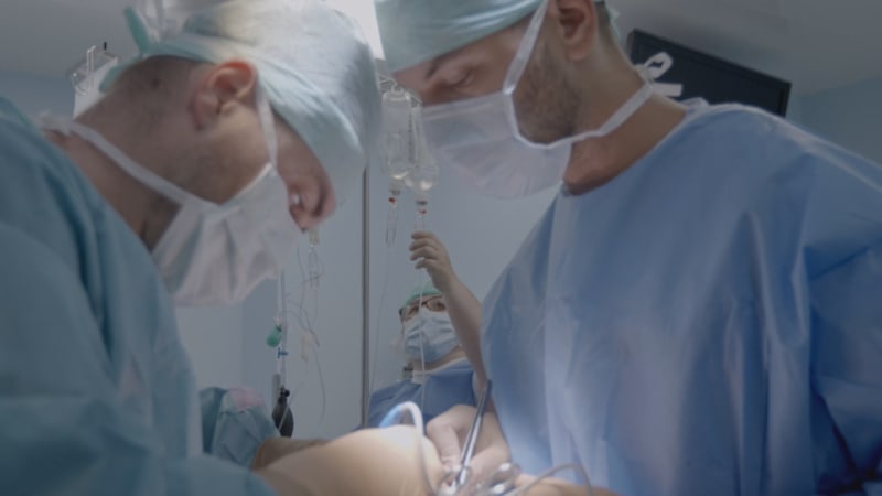 Liberecká krajská nemocnice se dostala mezi nejlepší pracoviště v Evropě v oboru operací páteře. Certifikát letos dokonce obhájila. 